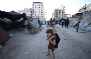 إجماع فلسطيني واسع على رد “حماس”: تأييد للجهود واشتراطات بوقف الحرب وضمانات إنسانية